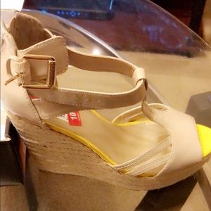 Guess Wedges